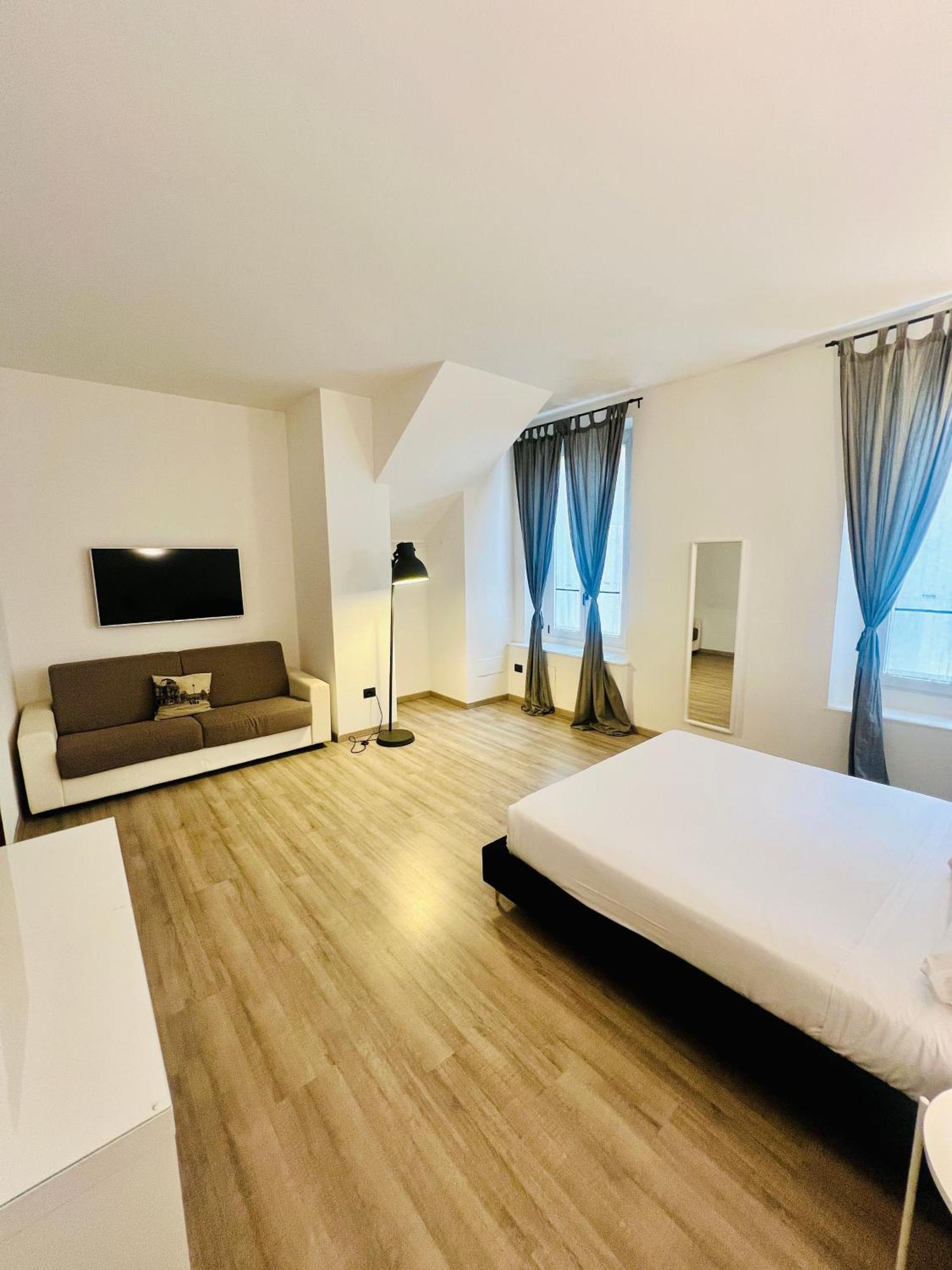 Room Verona Ai Conti Εξωτερικό φωτογραφία