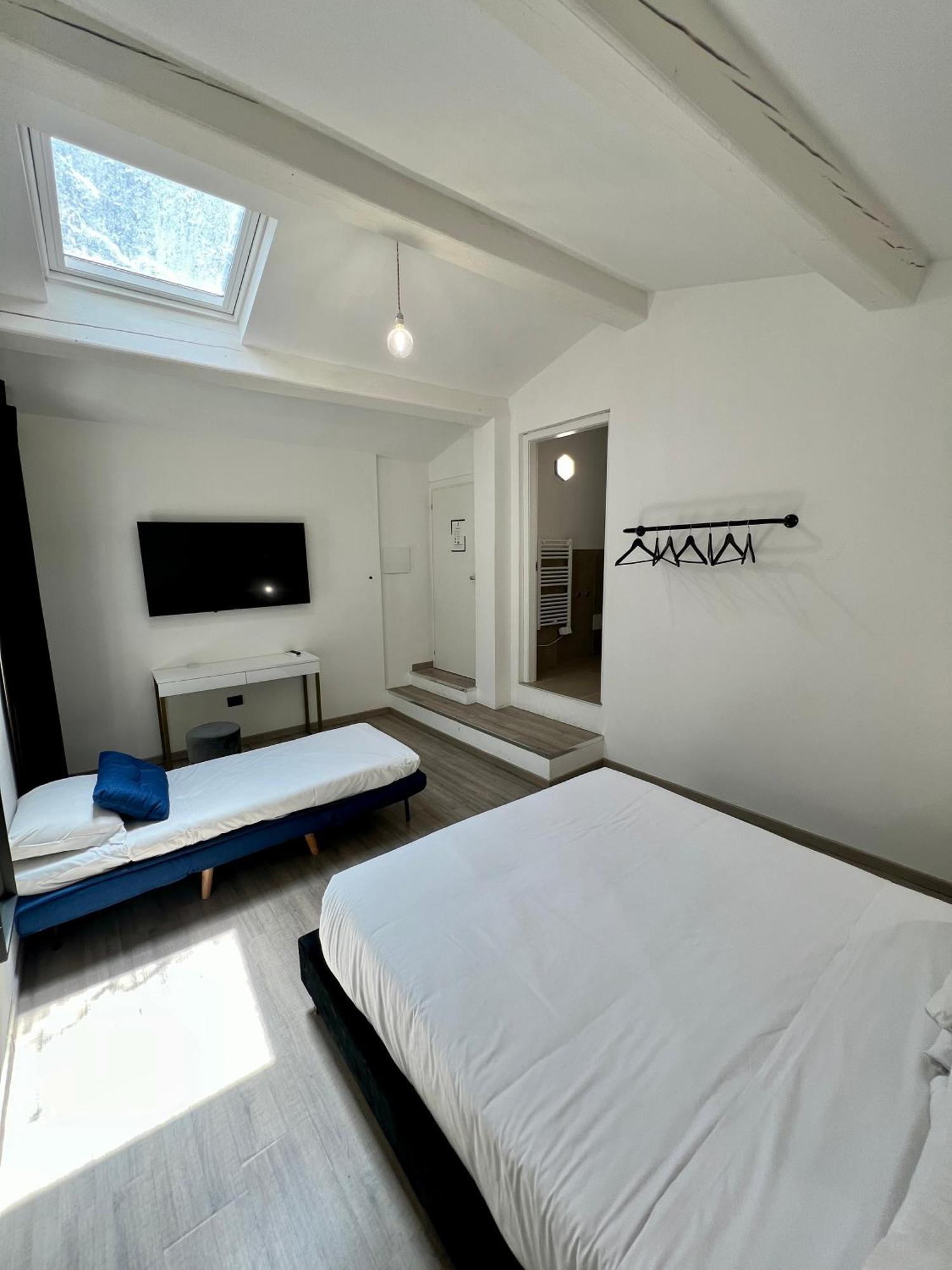 Room Verona Ai Conti Εξωτερικό φωτογραφία