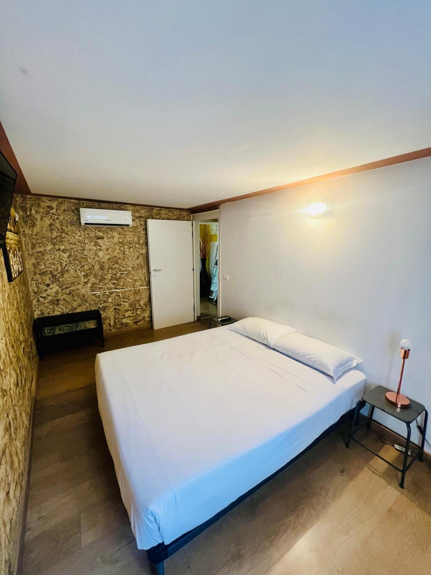 Room Verona Ai Conti Εξωτερικό φωτογραφία