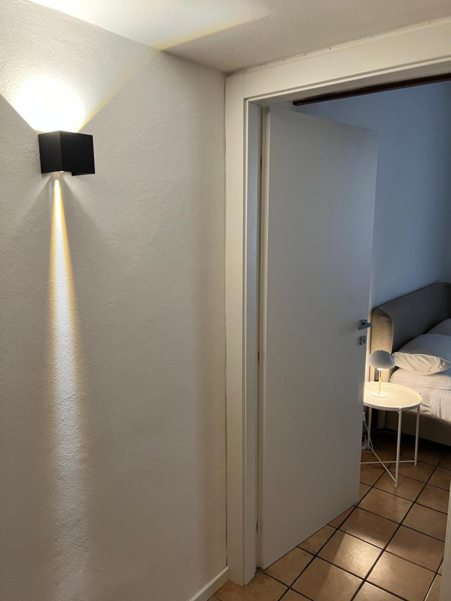 Room Verona Ai Conti Εξωτερικό φωτογραφία