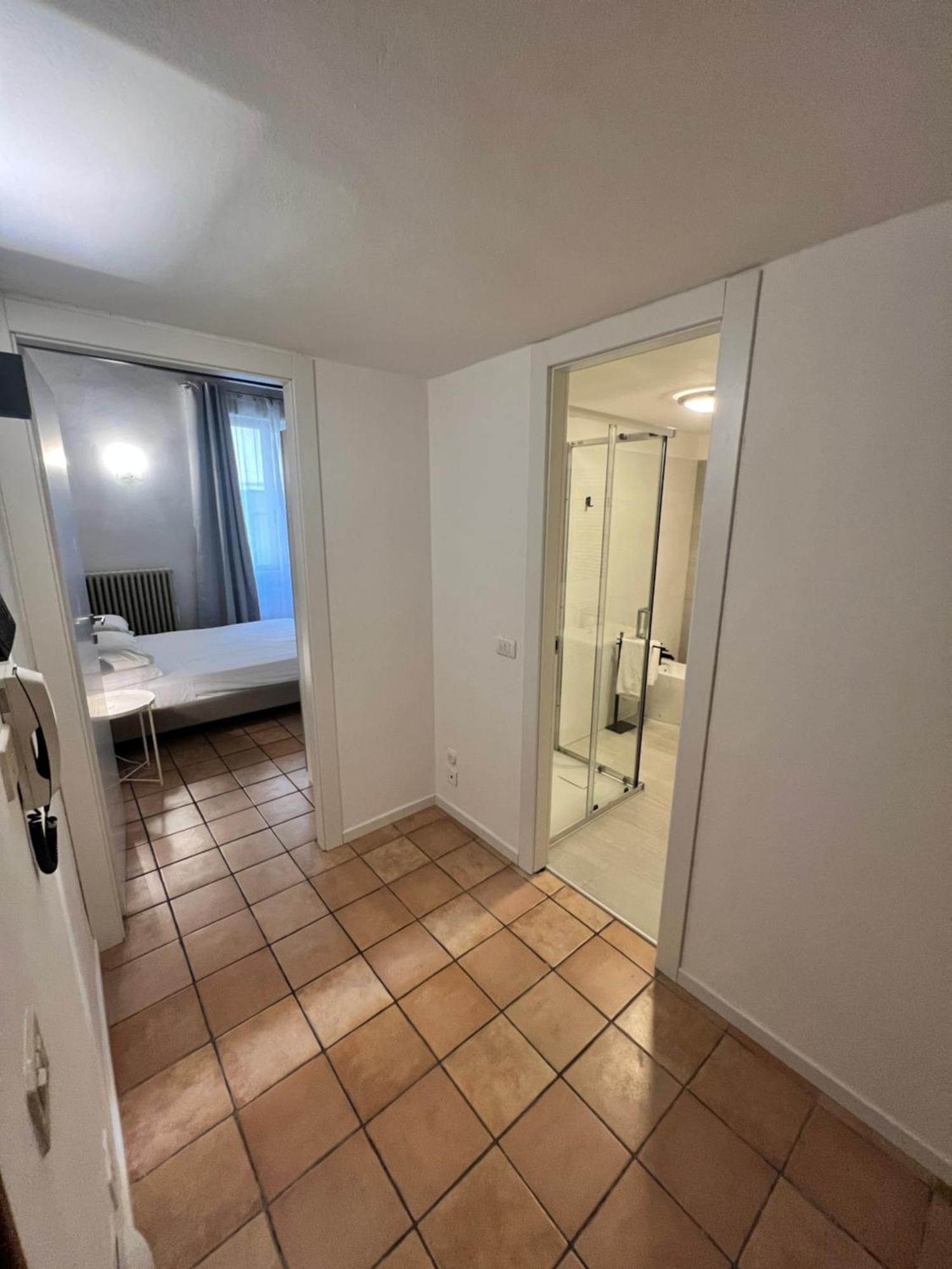 Room Verona Ai Conti Εξωτερικό φωτογραφία